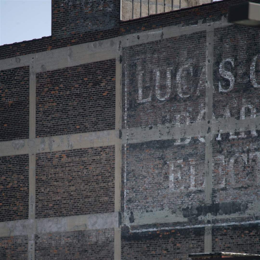 BOE-Gerity-Stanwalt-Hotel-signs