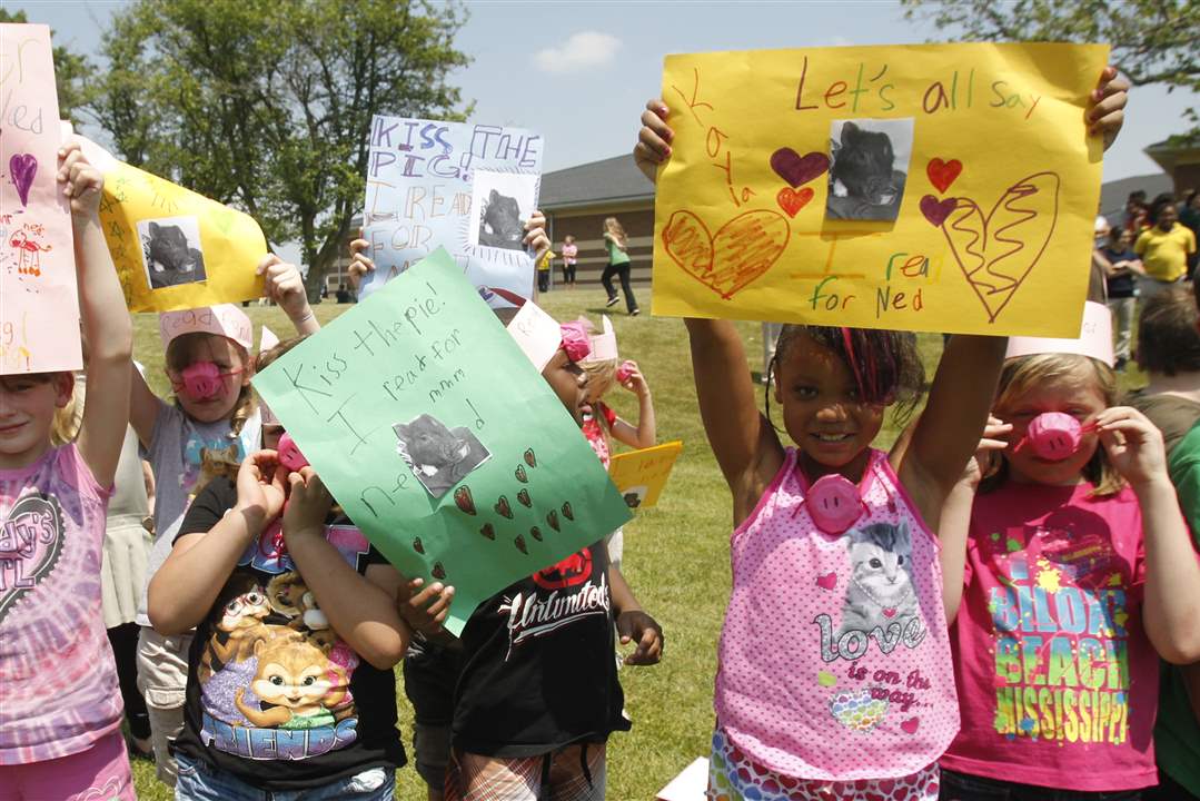 2nd-graders-at-East-Broadway-Elementary-School