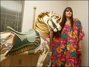 Collect-Call-Horses-Lynn-Burns-Gorgeous.jpg Lynn Burns calls her hollowed-out replica carousel horse