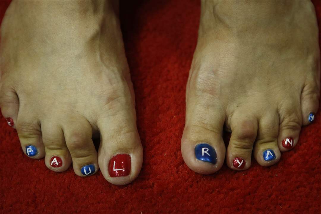 Republican-Convention-Natalie-Lavering-toes