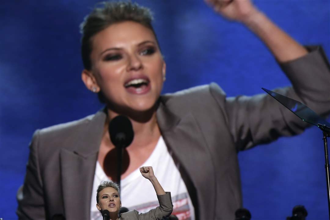 Democratic-Convention-Scarlett-Johansson