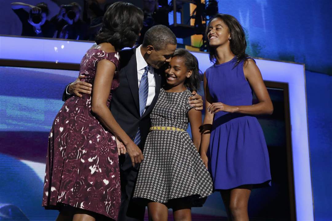 Democratic-Convention-Obama-Barack-Michelle-Sasha-Malia