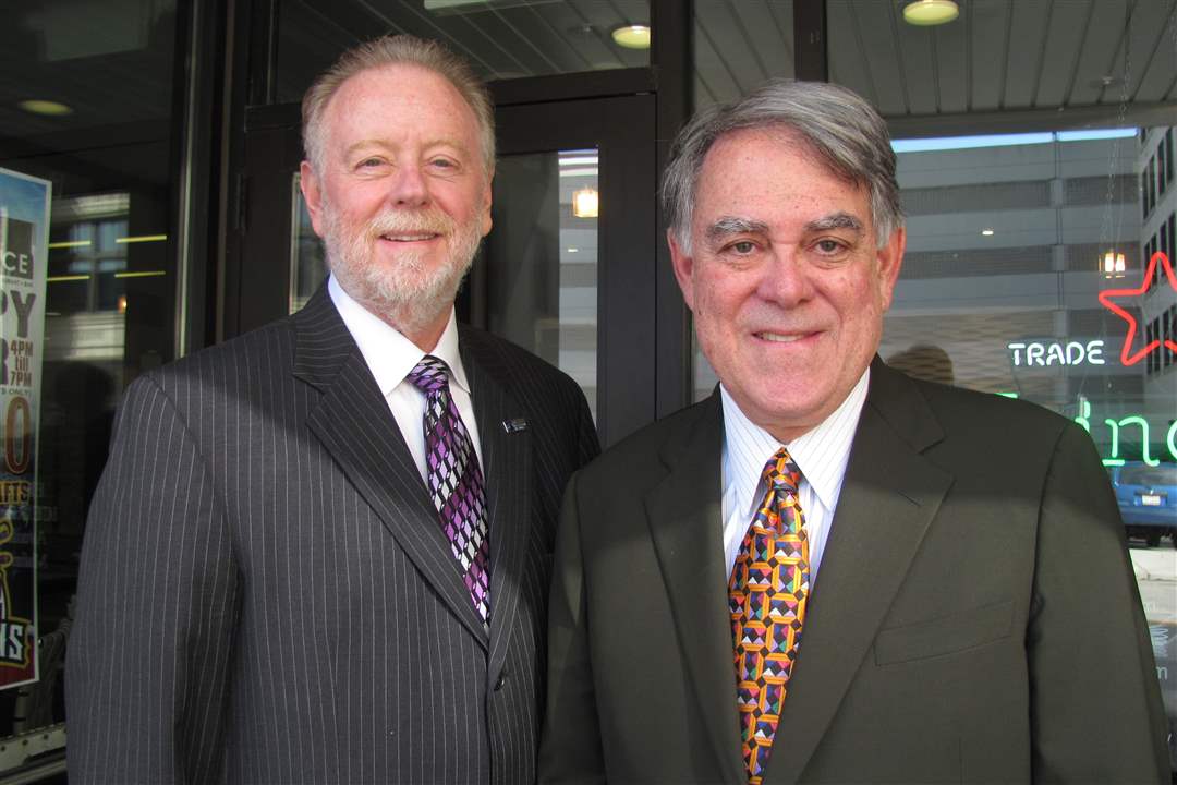 Reg-Jackson-and-Marty-Mohler-newly-elect