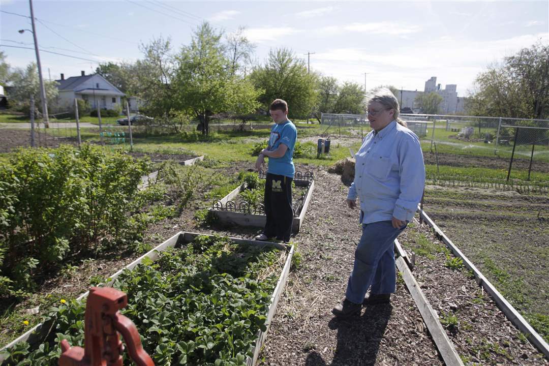 Weed-it-Reap-Jason-Kendall-s-garden-with-volunteer