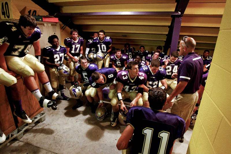 Maumee-Bowsher-locker-room