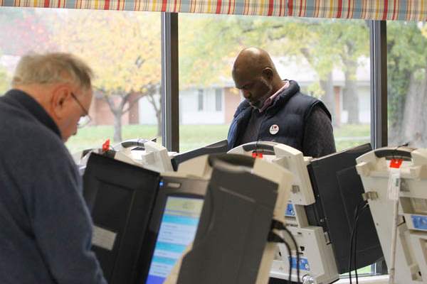 Mayor-Mike-Bell-voting-at-Pelham-Manor-polling-station