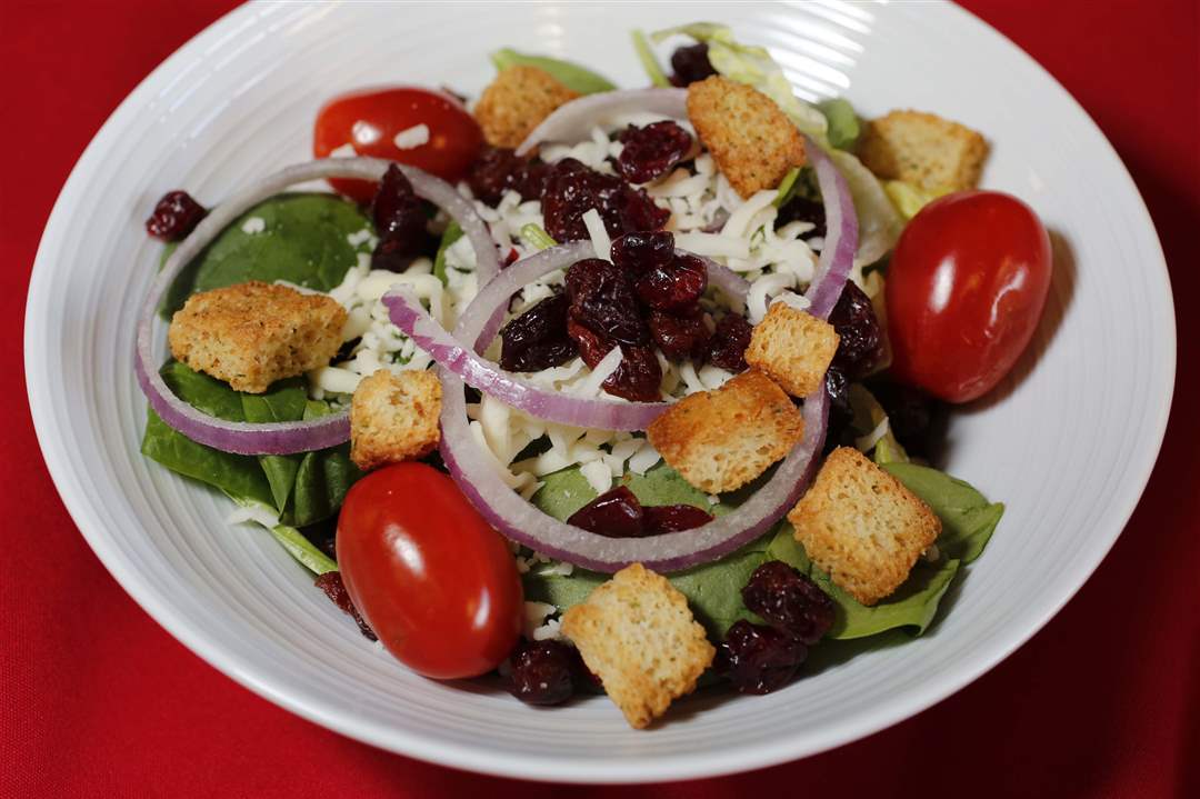Tasting-summer-salad