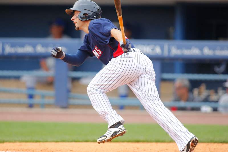 SPT-Hens29pvToledo-Mud-Hens-player-Be