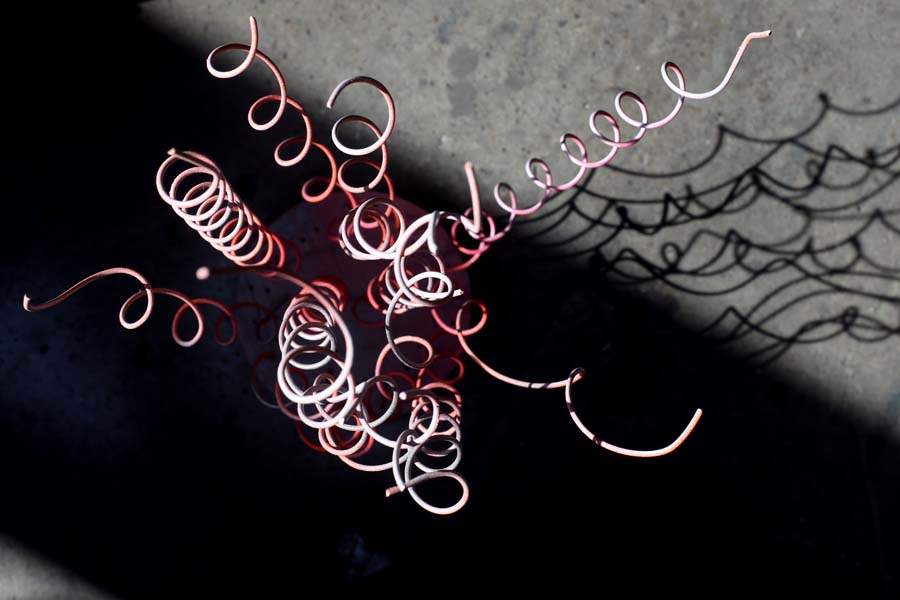 fishart02p-wire-bottoms-of-glass-jellyfish