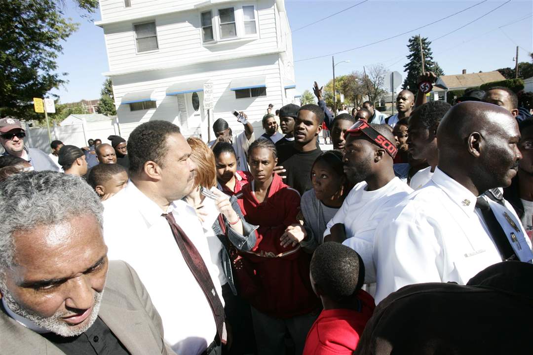 CTY-Mob-Jack-Ford-protests