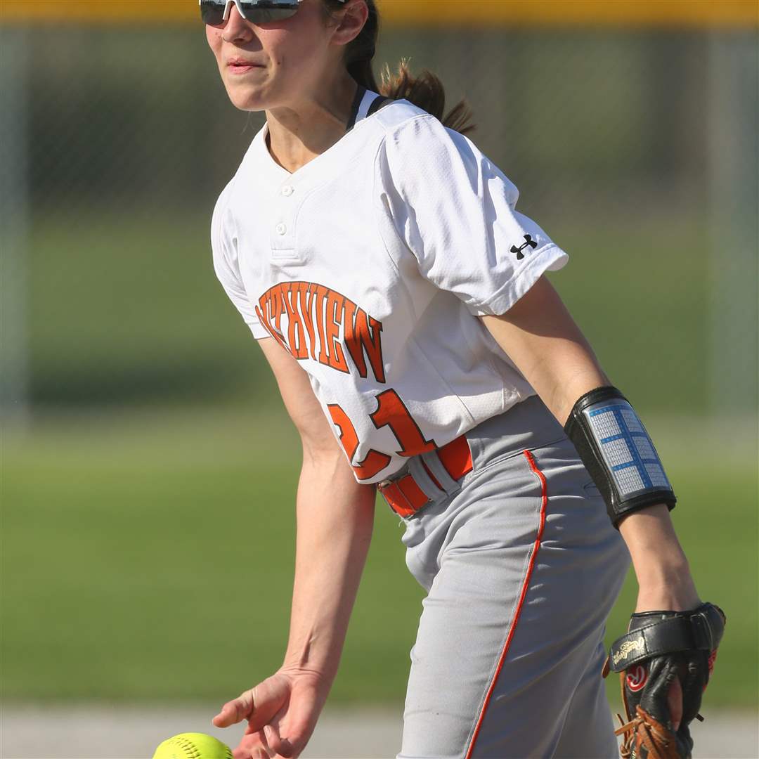 SPT-Div1softball17p-12