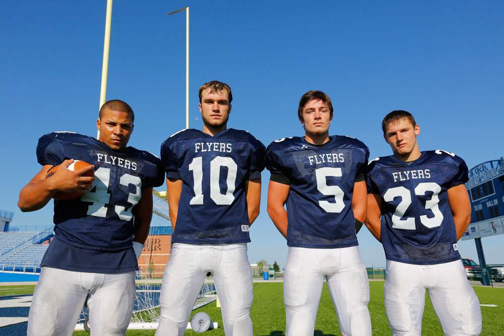 SPT-Lakefootball18pLake-High-School-football-players